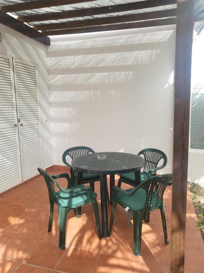 Casa Baja Naturista Con Palmeras Y Patio! *
