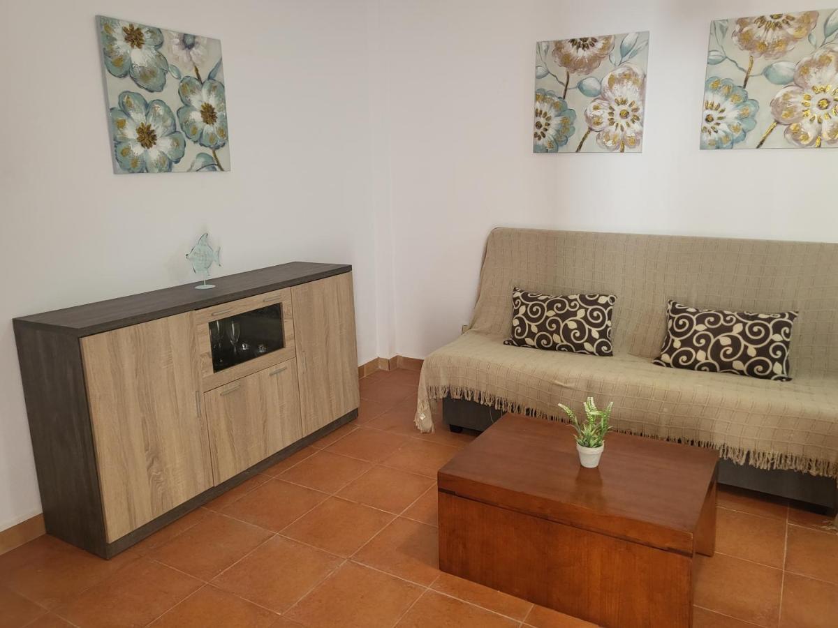 Casa Baja Naturista Con Palmeras Y Patio! * Vera